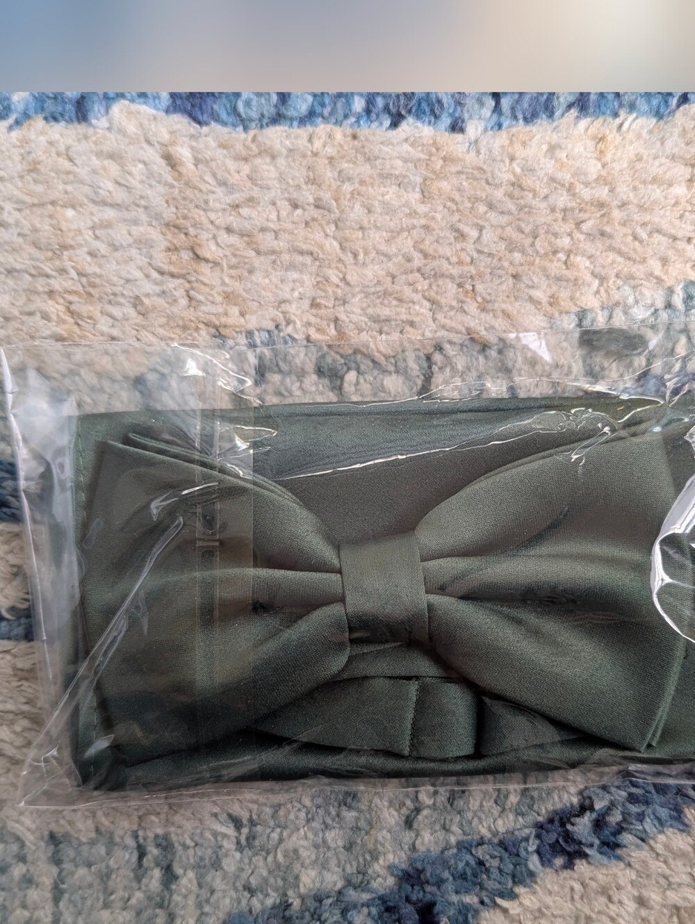 Azazie Matte Satin Bow Tie and Pocket Square Set - EUCALYPTUS